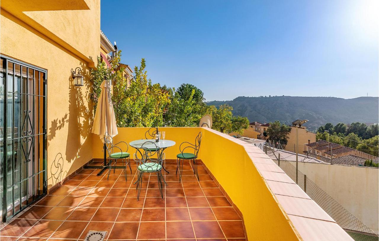 3 Bedroom Stunning Home In Cenes De La Vega Extérieur photo