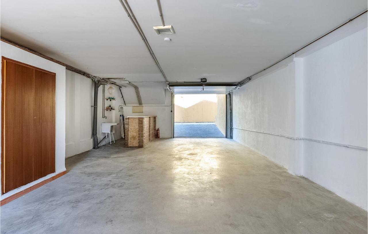 3 Bedroom Stunning Home In Cenes De La Vega Extérieur photo
